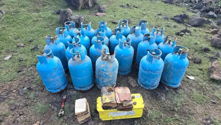 Ağrı’da PKK/KCK operasyonunda mağarada mutfak tüpleri ve örgütsel yayınlar ele geçirildi